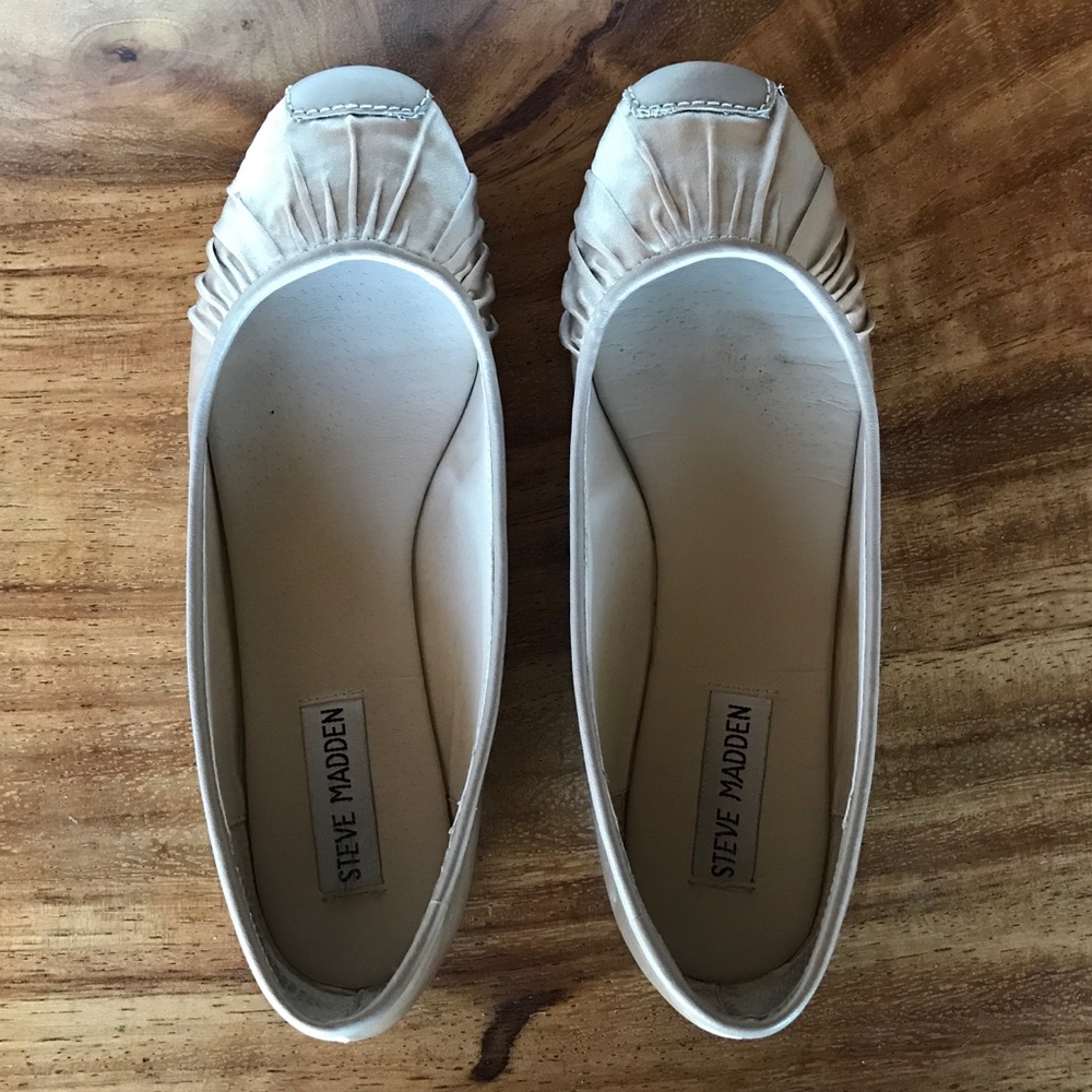Steve Madden Champagne Satin Ballet Flats, Lt Wear